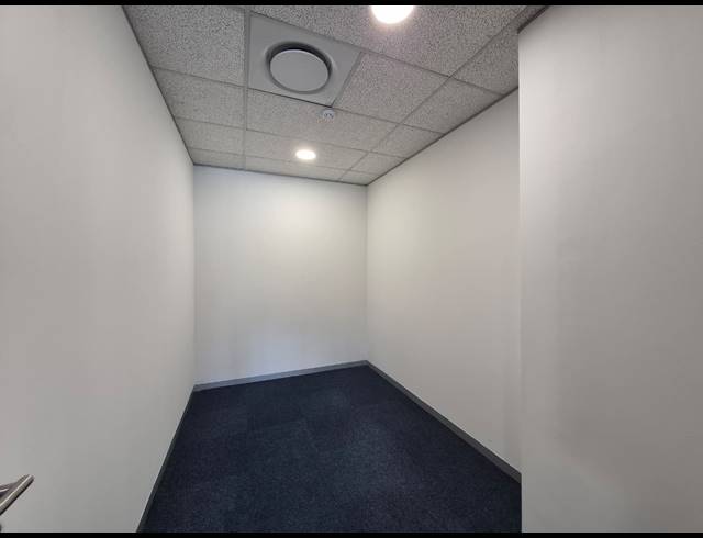241M² OFFICE TO LET IN DUNKELD